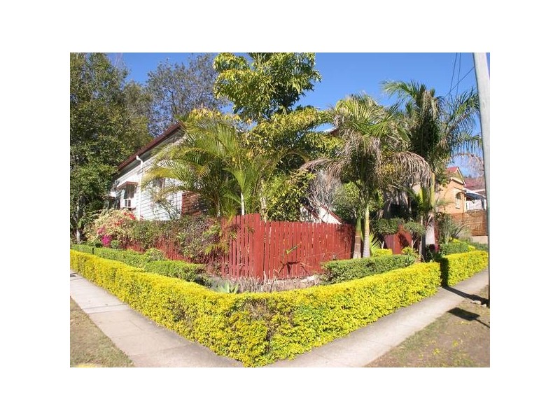 2 Rusk Street, Annerley QLD 4103