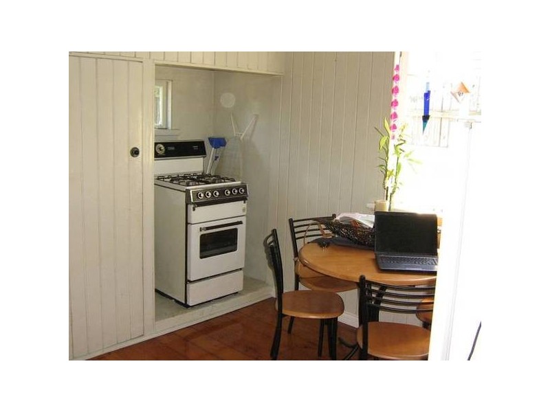 15 Wilkins Street East, Annerley QLD 4103