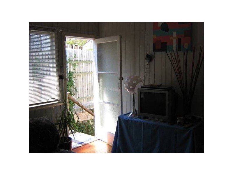 15 Wilkins Street East, Annerley QLD 4103