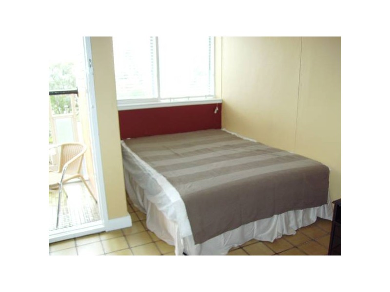 Dornoch Terrace, Highgate Hill QLD 4101