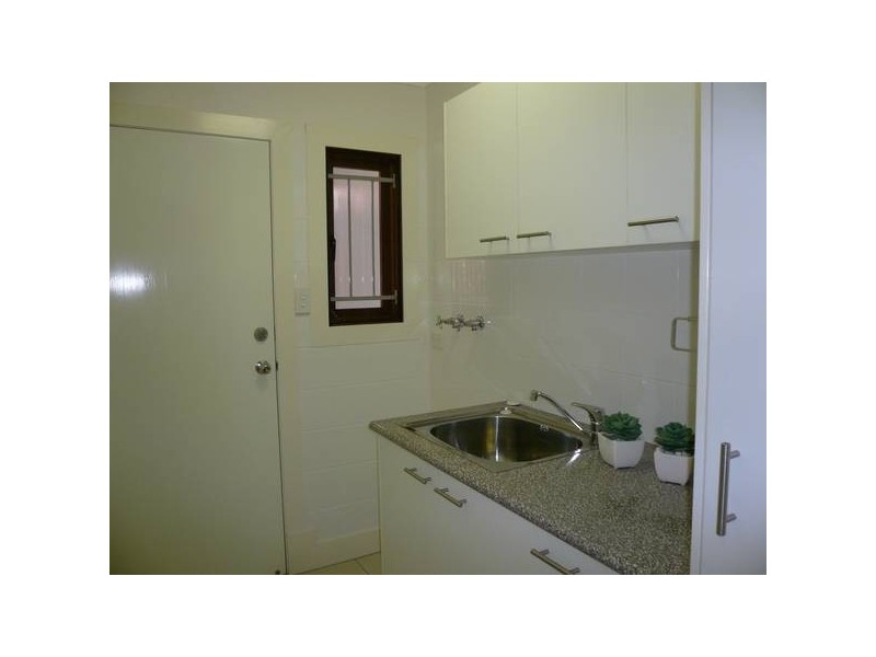 243 Ferguson Road, Seven Hills QLD 4170