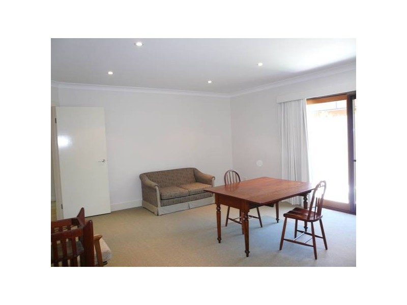 243 Ferguson Road, Seven Hills QLD 4170