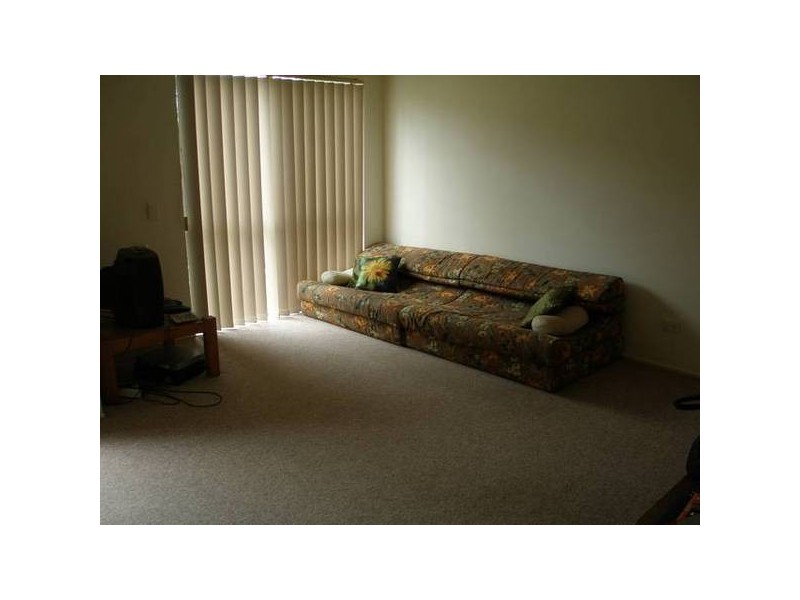 1/327 Cornwall Street, Greenslopes QLD 4120