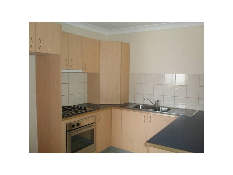 2/288 Cornwall Street, Greenslopes QLD 4120