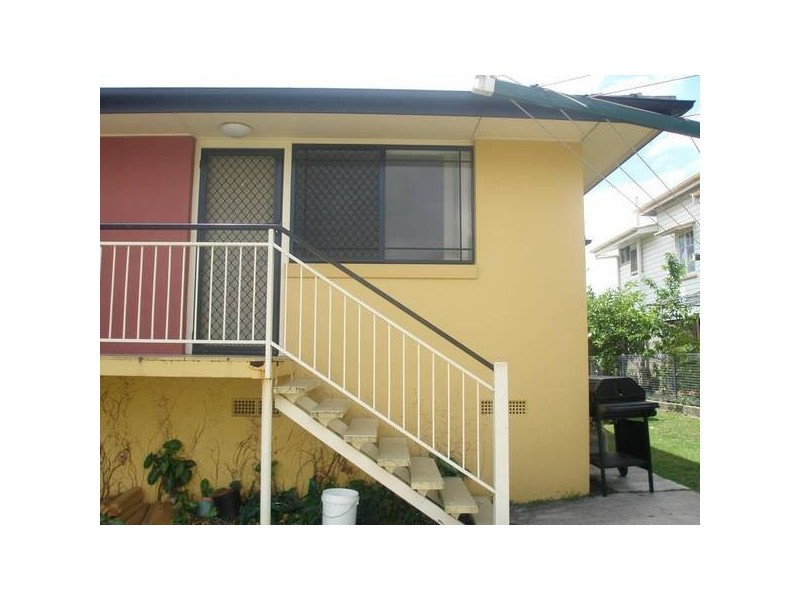 2/288 Cornwall Street, Greenslopes QLD 4120