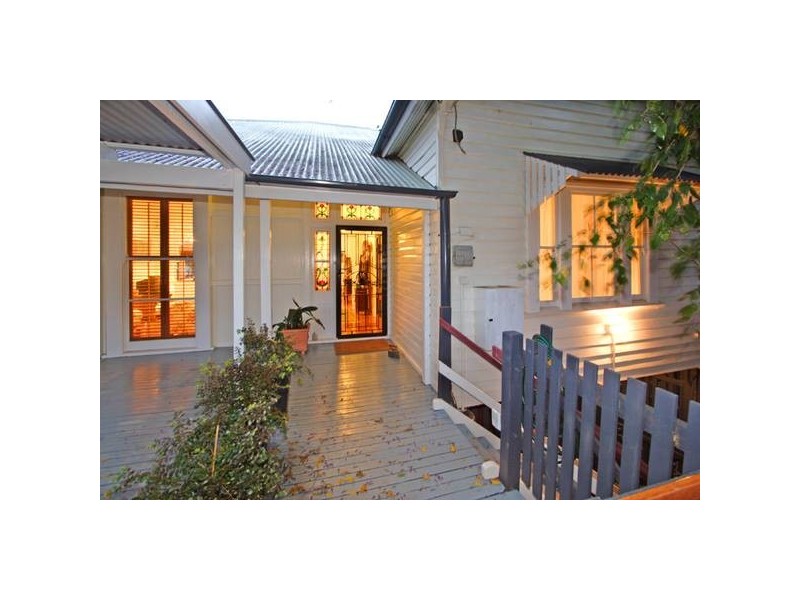 60 Gladstone Road, Highgate Hill QLD 4101
