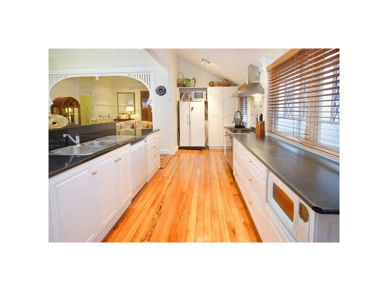 60 Gladstone Road, Highgate Hill QLD 4101