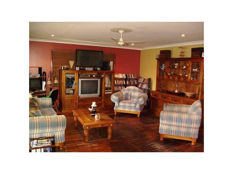 38 Callendar Street, Sunnybank Hills QLD 4109