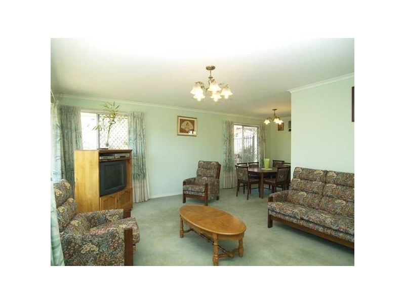 9 Grounds Street, Yeronga QLD 4104