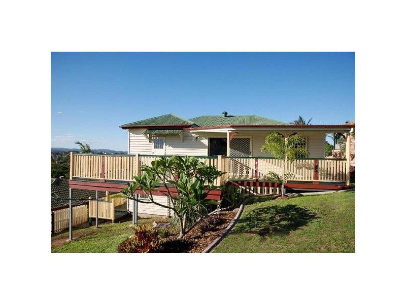 67 Dove Tree Crescent, Sinnamon Park QLD 4073