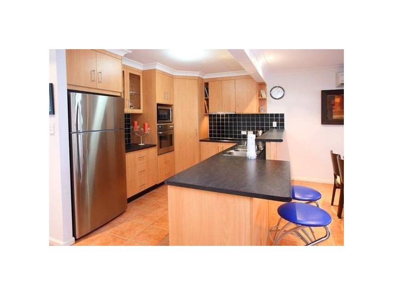 4 Heathfield Street, Eight Mile Plains QLD 4113
