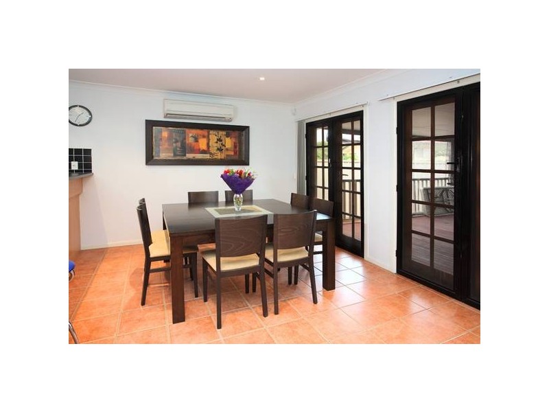 4 Heathfield Street, Eight Mile Plains QLD 4113