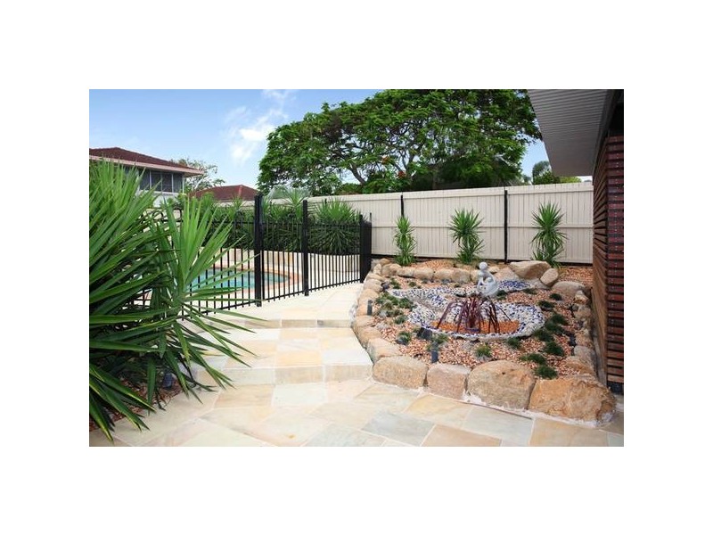 4 Heathfield Street, Eight Mile Plains QLD 4113
