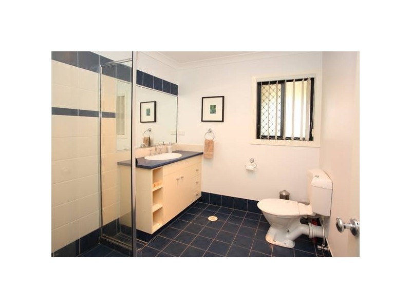 4 Heathfield Street, Eight Mile Plains QLD 4113