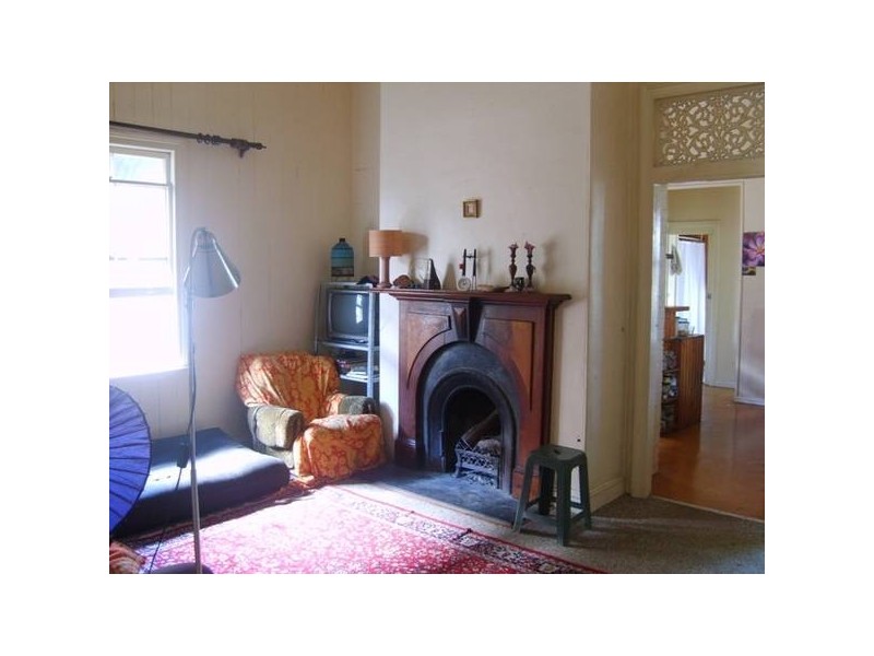 16 Heaslop Street, Woolloongabba QLD 4102