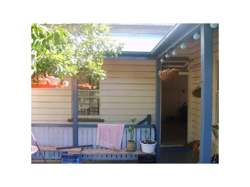 16 Heaslop Street, Woolloongabba QLD 4102