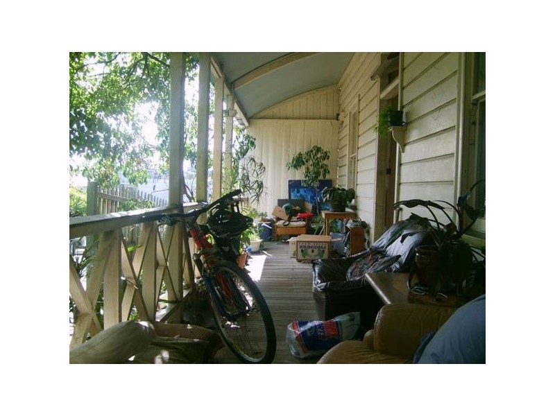 16 Heaslop Street, Woolloongabba QLD 4102