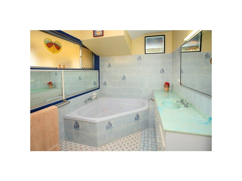 14 Mayheck Street, Tarragindi QLD 4121