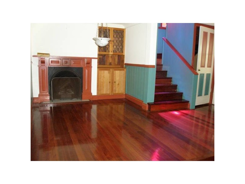 25 Jones Street, Highgate Hill QLD 4101