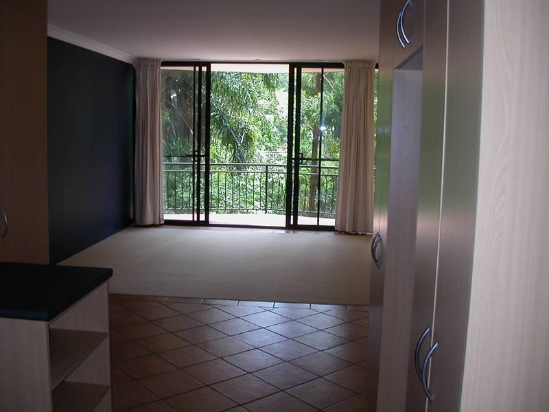 1/25 Dudley Street, Highgate Hill QLD 4101