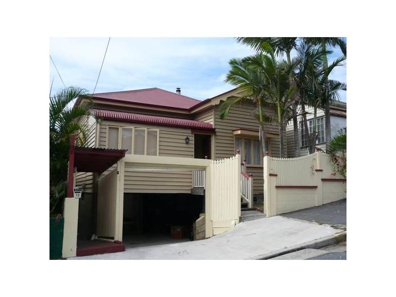 1B/12 Heaslop Street, Woolloongabba QLD 4102