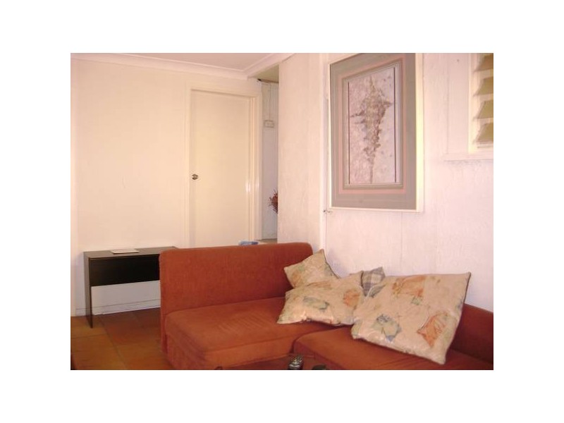 1B/12 Heaslop Street, Woolloongabba QLD 4102