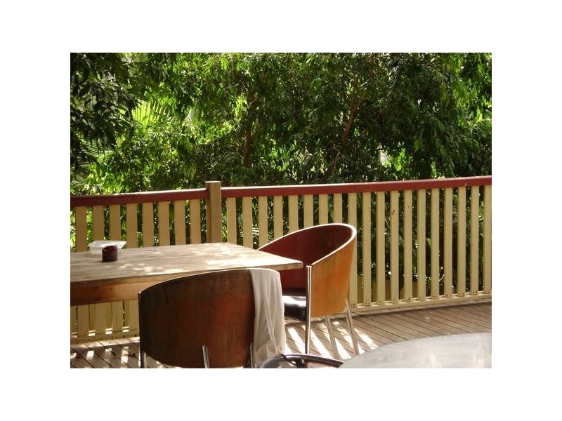 1B/12 Heaslop Street, Woolloongabba QLD 4102