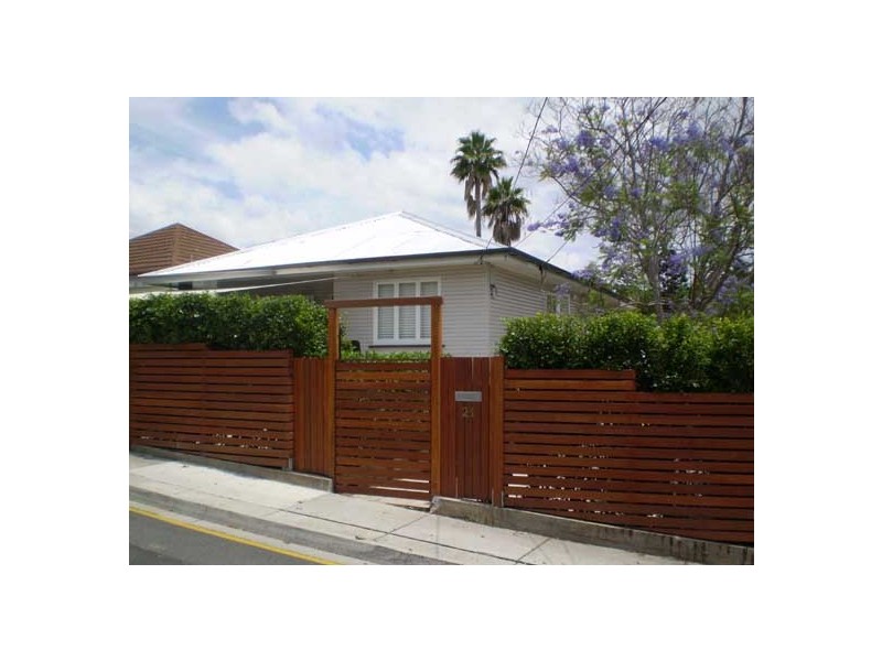 21 Middle Street, West End QLD 4101