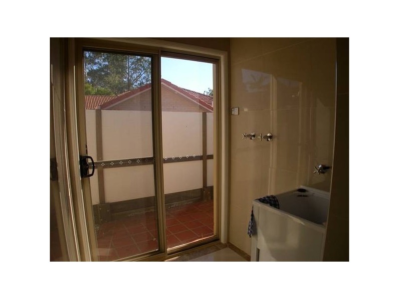 11 Sorrento Close, Carindale QLD 4152