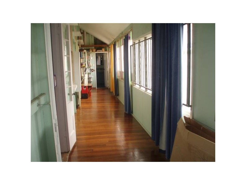 29 Hawthorne Street, Woolloongabba QLD 4102