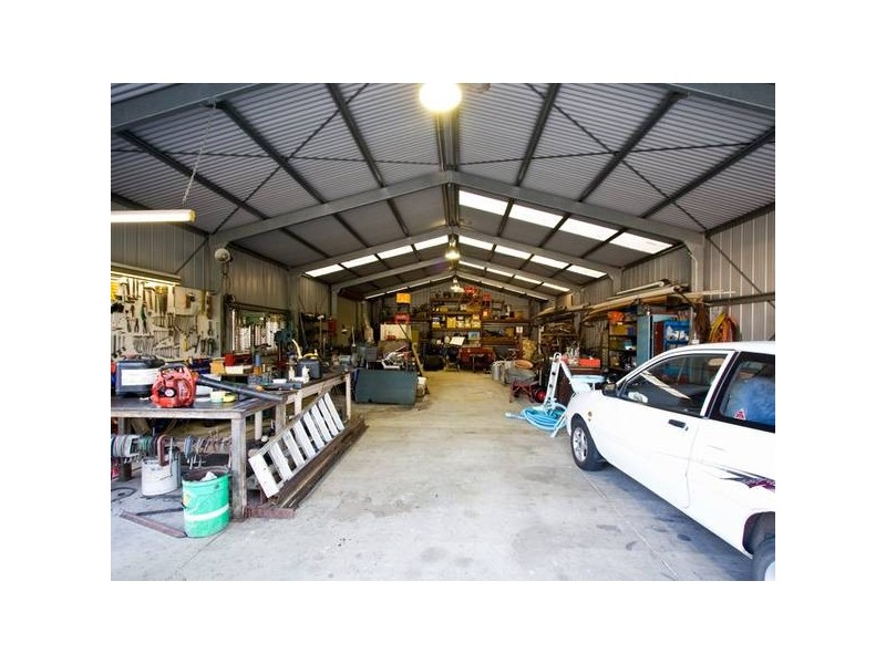 24 Madison Court, Munruben QLD 4125