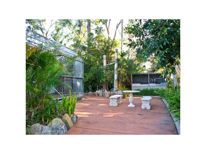 24 Madison Court, Munruben QLD 4125