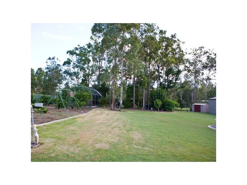 24 Madison Court, Munruben QLD 4125