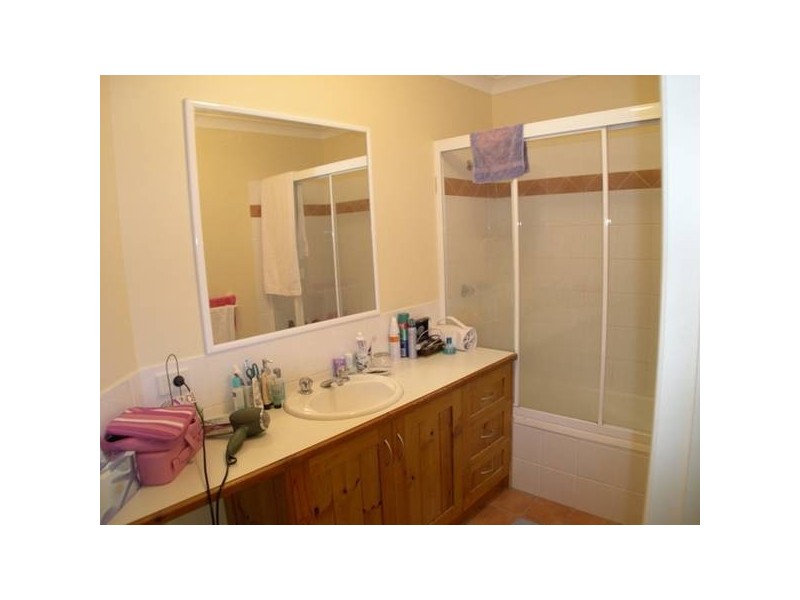 6 Thrushton Street, Greenslopes QLD 4120