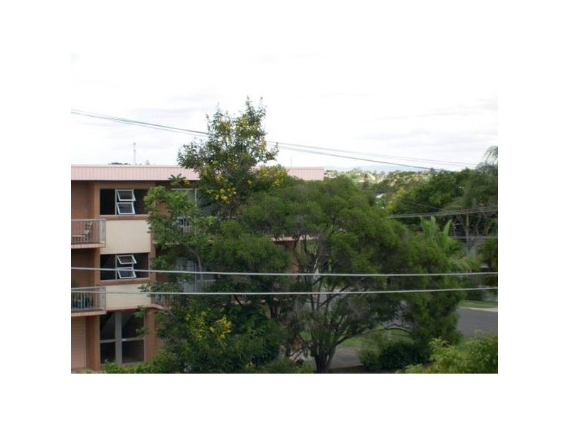 6 Thrushton Street, Greenslopes QLD 4120