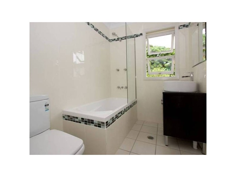 108 Brougham Street, Fairfield QLD 4103