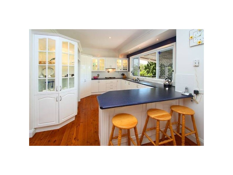 127 O’Quinn Street, Nudgee Beach QLD 4014