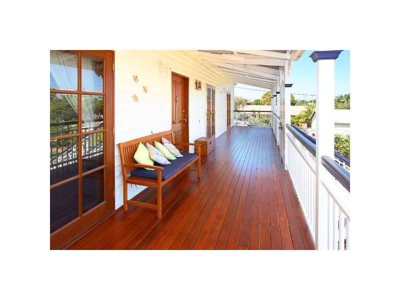 127 O’Quinn Street, Nudgee Beach QLD 4014