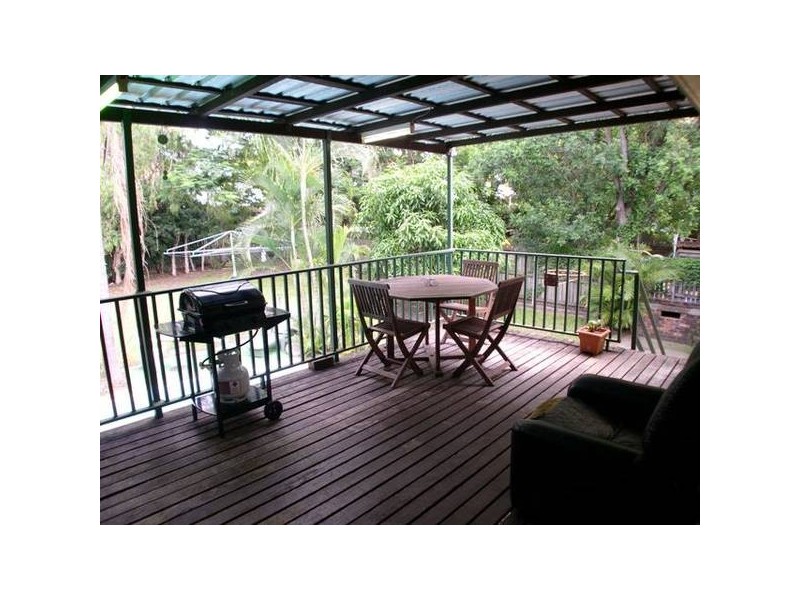 72 Holland Crescent, Capalaba QLD 4157