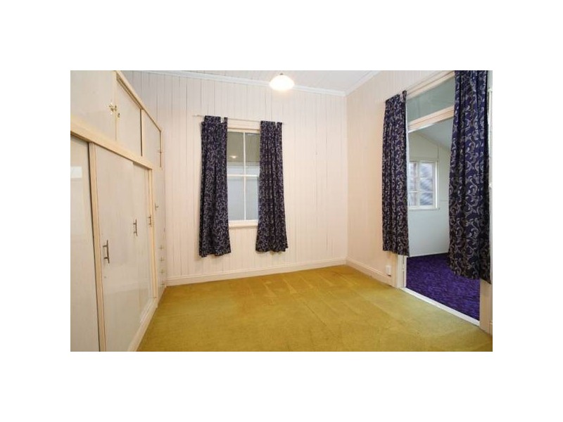 26 Beatrice
Street, Greenslopes QLD 4120