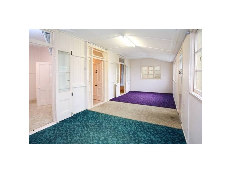 26 Beatrice
Street, Greenslopes QLD 4120