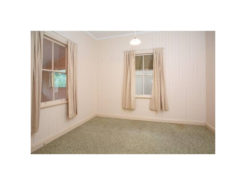 26 Beatrice
Street, Greenslopes QLD 4120