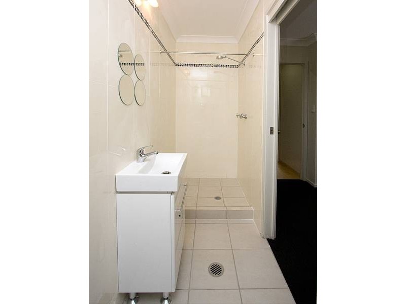 1/108 Brougham, Fairfield QLD 4103