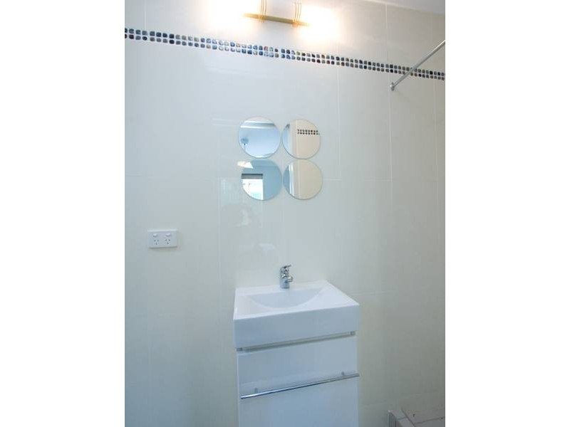 3/108 Brougham, Fairfield QLD 4103