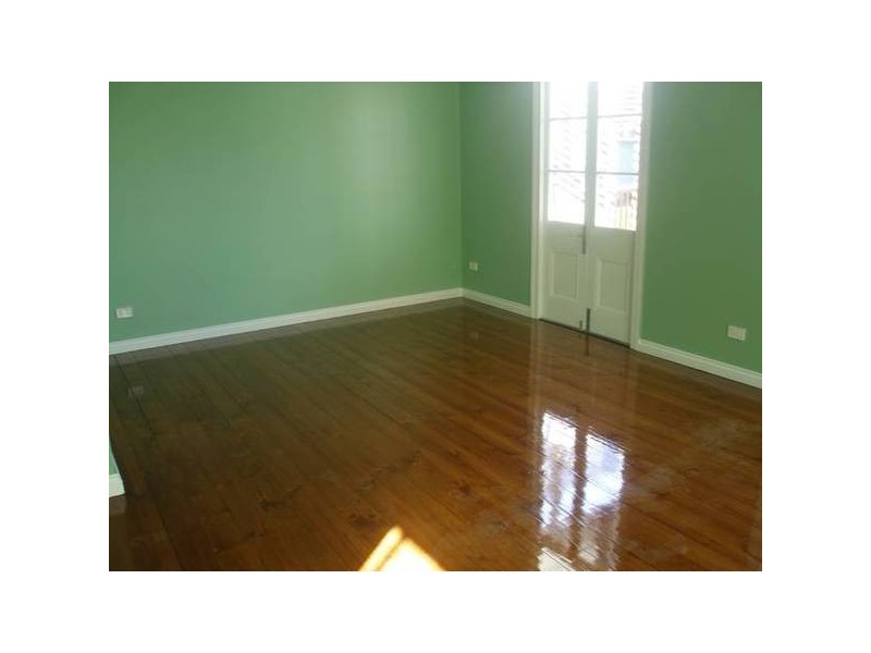 84 Lewis Street, Woolloongabba QLD 4102