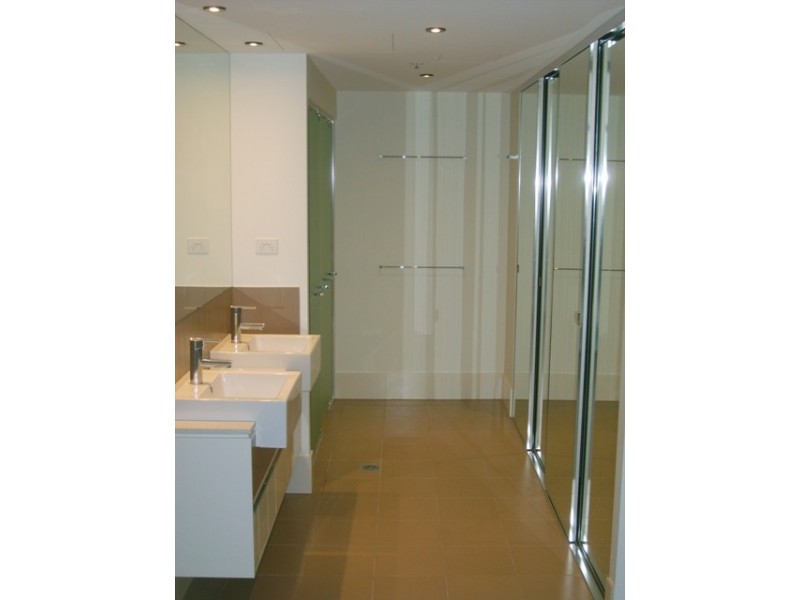 121/30 Macrossan Street, Brisbane QLD 4000