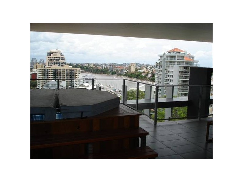 36/97 Lambert Street, Kangaroo Point QLD 4169