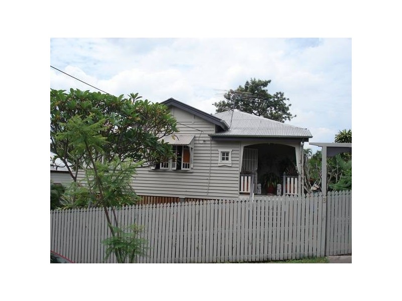 3 Burlington Street, East Brisbane QLD 4169