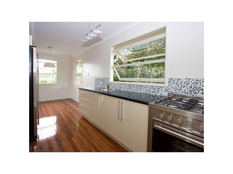 108a Brougham Street, Fairfield QLD 4103