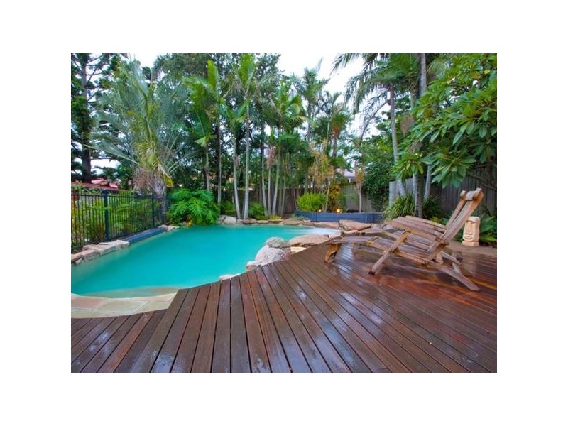 78 Lloyd Street, Camp Hill QLD 4152